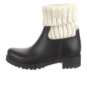 Moncler rain booties with white knit-worn once!